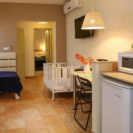 Shaar Hagolan Kibbutz Country Lodging Exterior photo