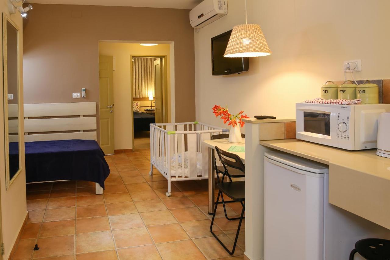 Shaar Hagolan Kibbutz Country Lodging Exterior photo