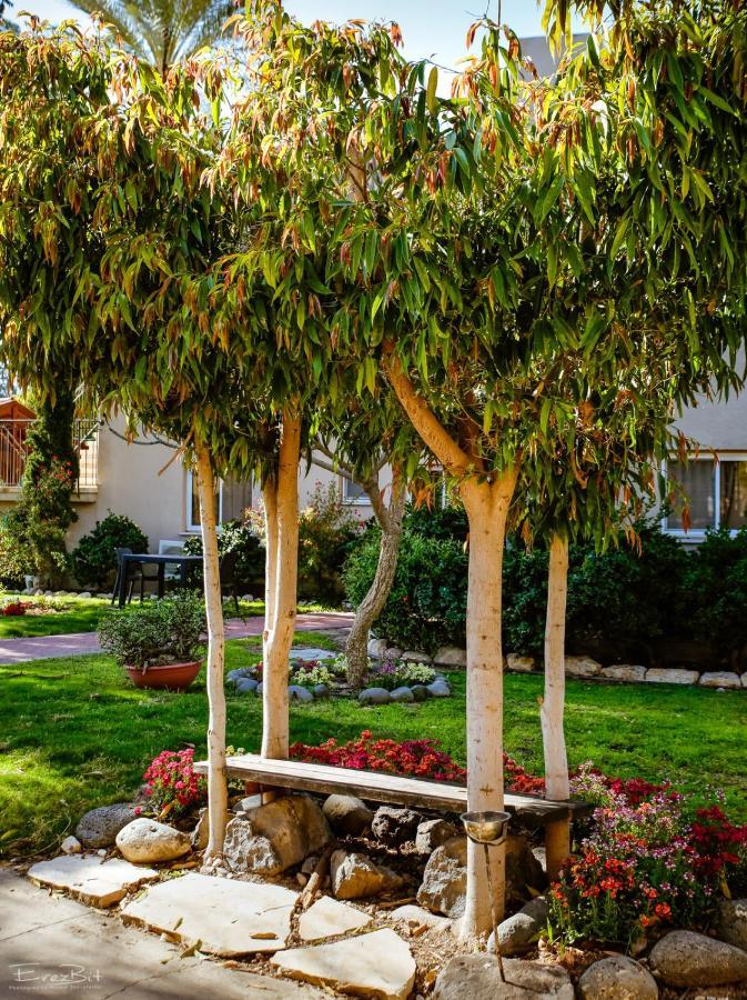 Shaar Hagolan Kibbutz Country Lodging Exterior photo